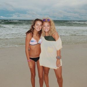 Meet your Posher, Carlee